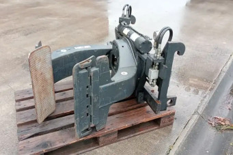 Meyer Barrel drum roll clamp and rotator with oilquick OQT300i